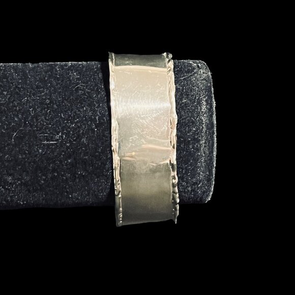 Unbranded Jewelry - Vintage Wide Silver Tone Cuff Bracelet Signed (5217)